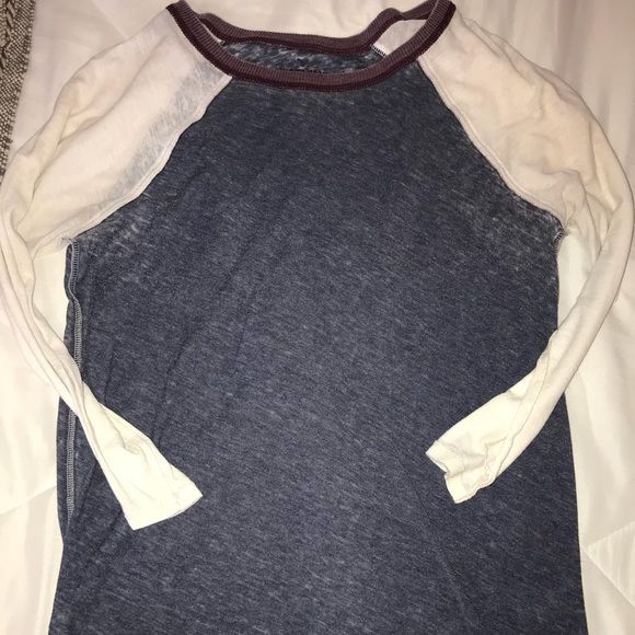 American Eagle baseball tee - Picture 1 of 2